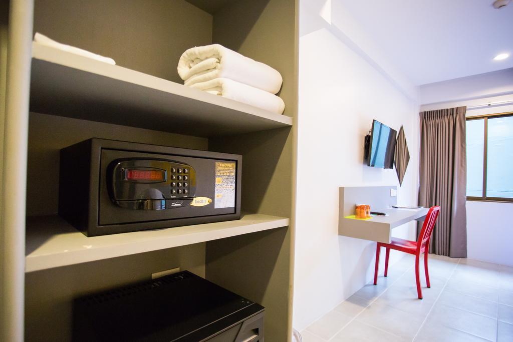 Hotel Recenta Style Phuket Town Exterior foto